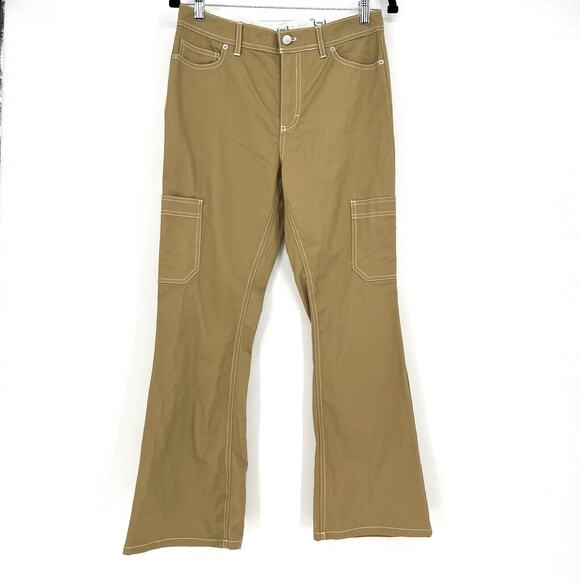BDG Urban Outfitters NWT Khaki Low Rise Bootcut Cargo Pants Size 6 - Picture 1 of 10